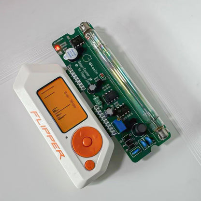 Geiger Counter Module for Flipper Zero – Radiation Detector Expansion Board with Real-Time Detection Display