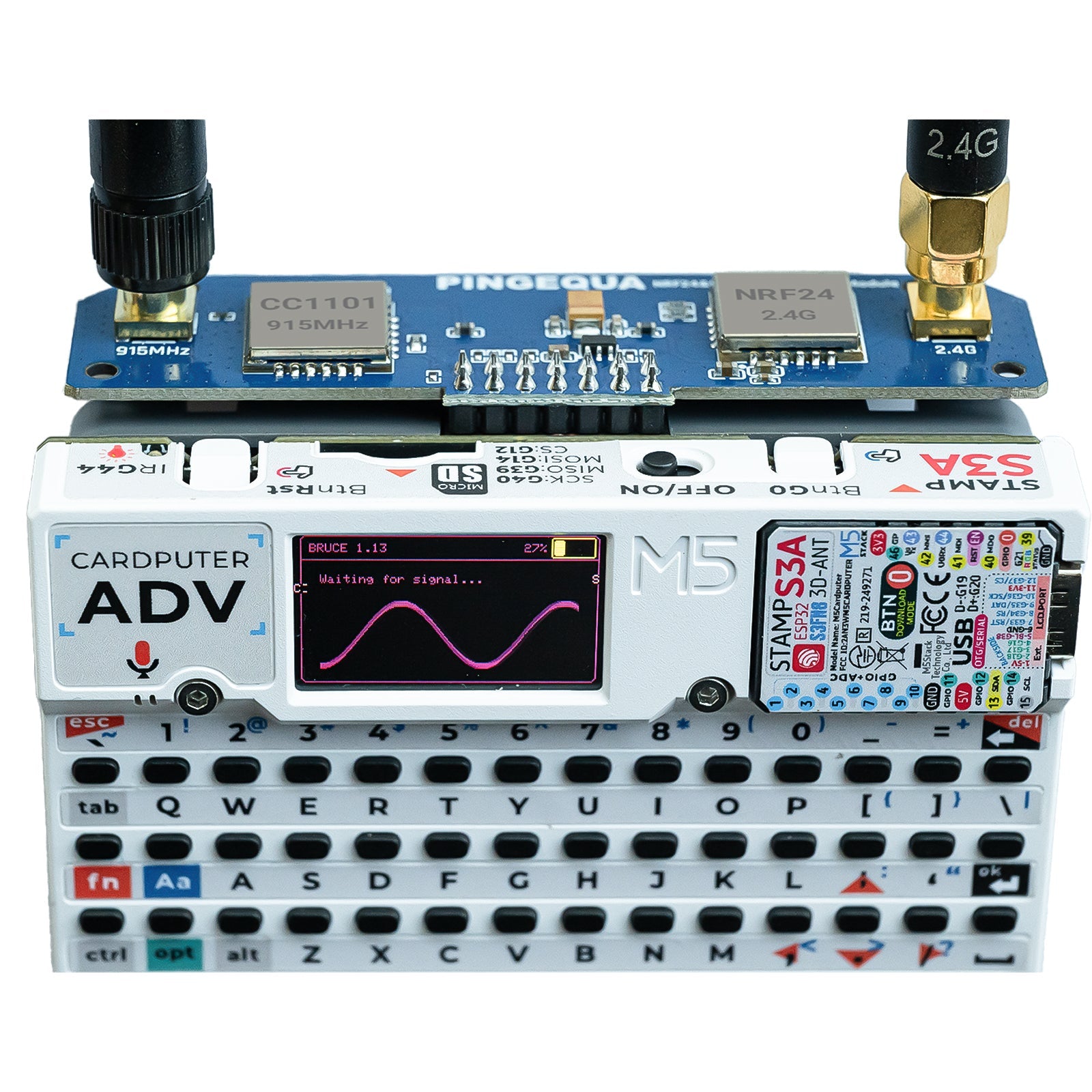 924 on Cardputer ADV with both antennas; waveform plot on the ADV screen